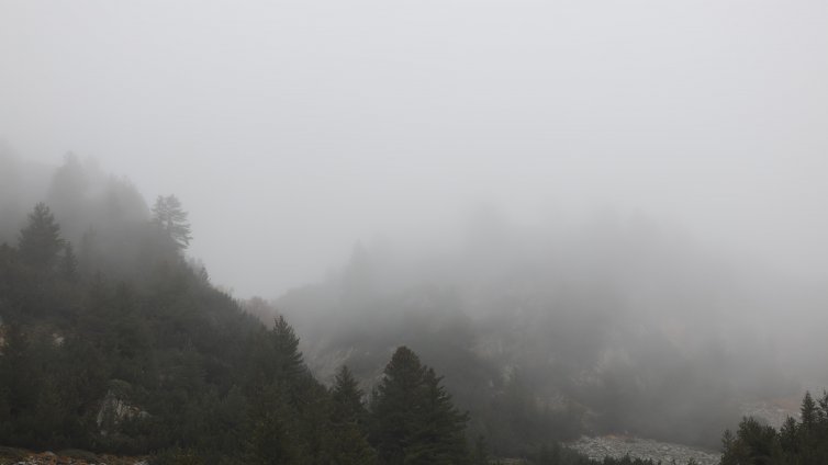 Времето днес: Ще е облачно, но топло 