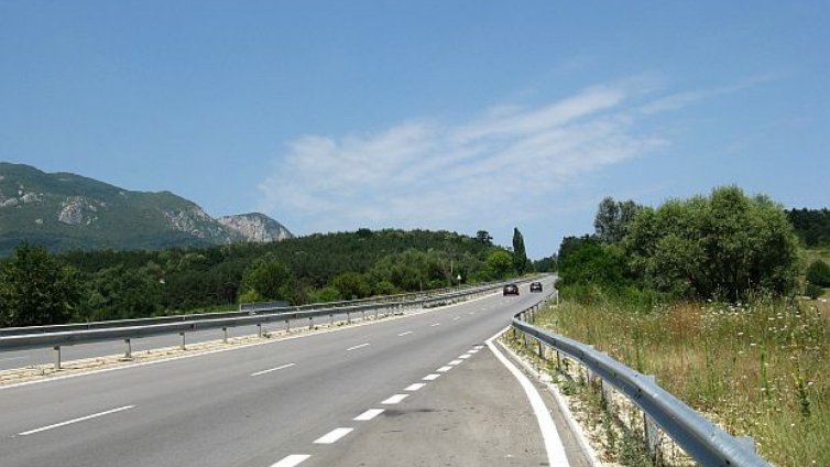 Катастрофа между три ТИР-а на магистрала "Марица"