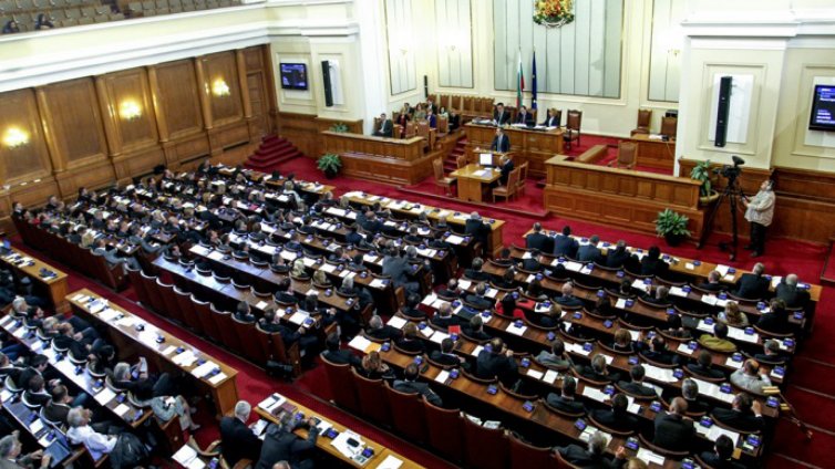 ГЕРБ вкарва 6-има депутати, БСП с двама?