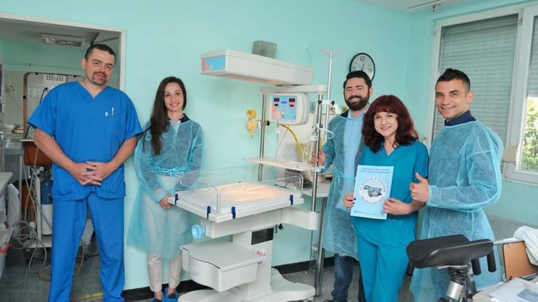 Дариха нова апаратура от капачки на АГ болницата във Варна