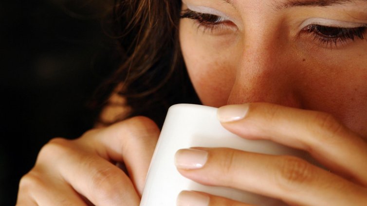 Кои са храните, намаляващи риска от COVID-19 и кои го увеличават?