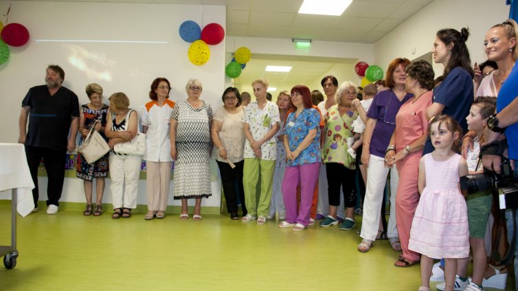 18 000 новородени са преминали през Неонатологията на МБАЛ „Св. Анна“ за 10 г.