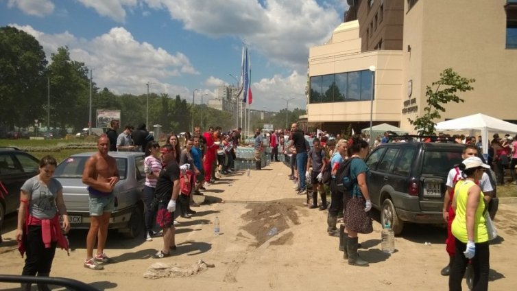 Минералната вода в Аспарухово не стига