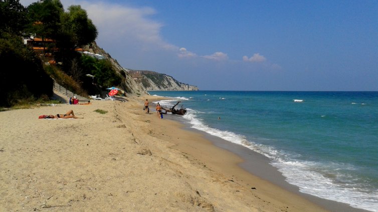 Слънчево ще е до морето днес