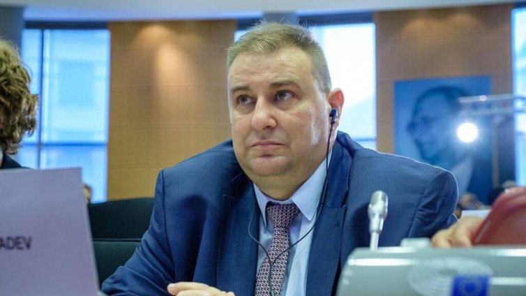 Емил Радев: Борбата с корупцията трябва да бъде сред основните приоритети на новата Европейска комисия