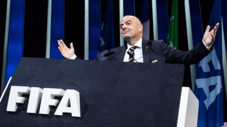 ФИФА помага на клубовете с милиони