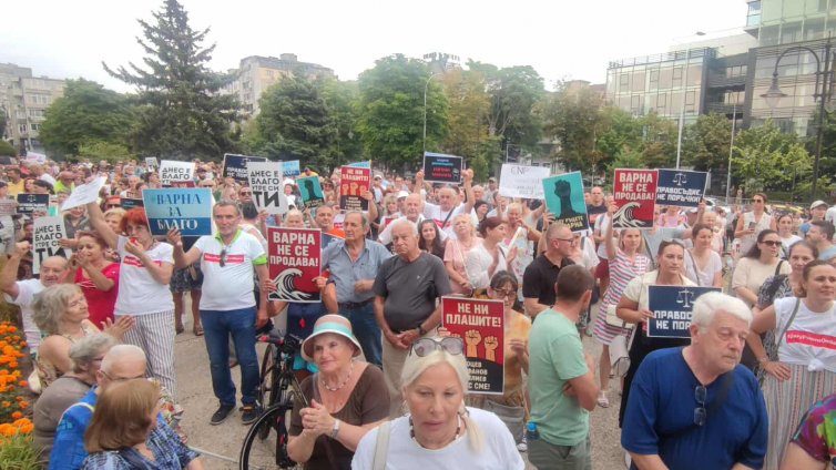 Tрети протест в подкрепа на арестувания кмет се провежда във Варна