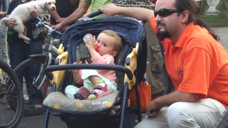 От днес във Варна приемат документи за „Родители в заетост”