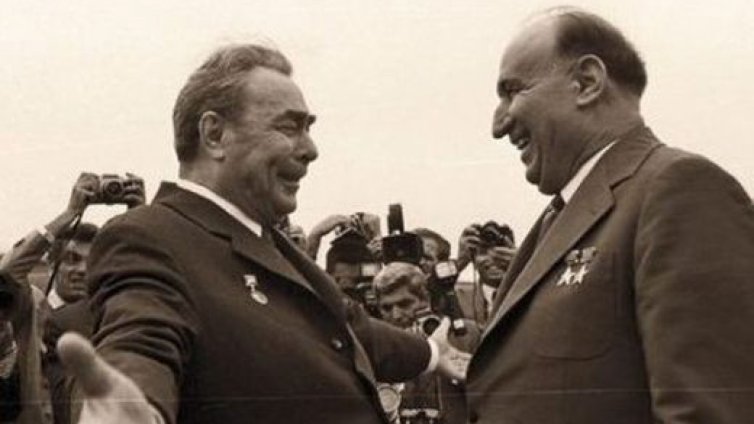 През 2015 година изплащаме окончателно дълга на Народната република