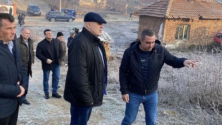 Извадиха от кладенеца на убиеца от Галиче важна улика