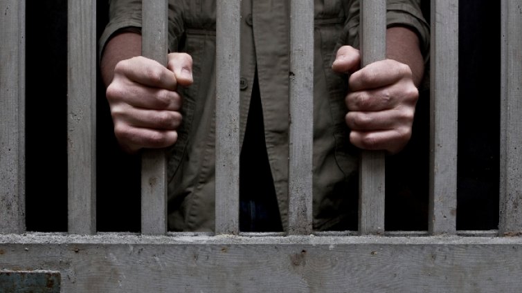 Замениха доживотния затвор на убиец с 30-годишна присъда