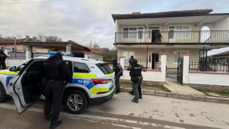 Продължават акциите срещу контролирания и вот в цялата страна