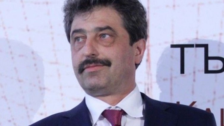 Цветан Василев остава без завода си в Сърбия