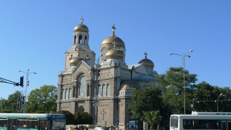 Променя се организацията на движение за Гергьовден във Варна