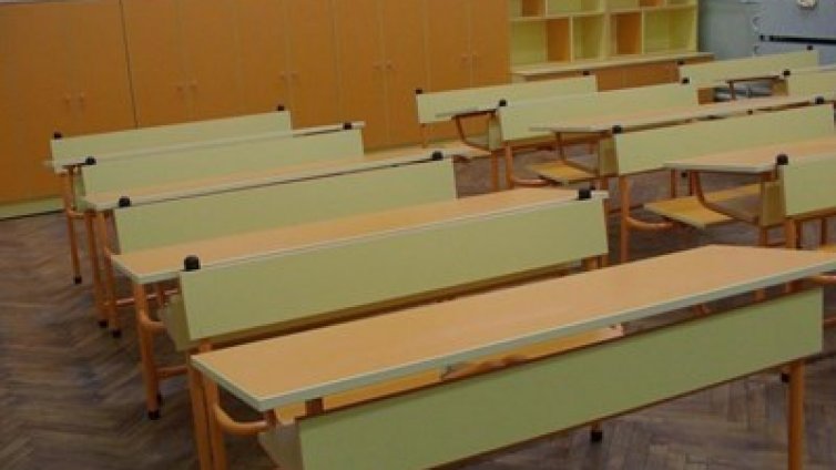 70 паралелки са карантирани в Добрич