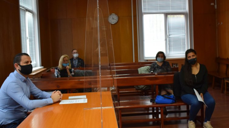 Петима юристи избраха Варненския окръжен съд за задължителния си стаж