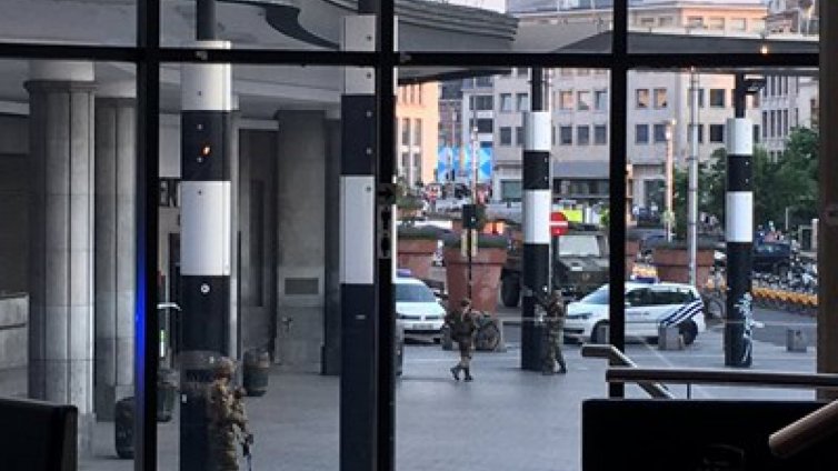 Пиратки всяка паника в Южната гара на Брюксел
