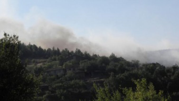 Гори нов пожар край девинското село Михалково