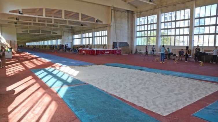 Нужен е още 1 млн. лева за допълнителни ремонти в СК "Локомотив" във Варна