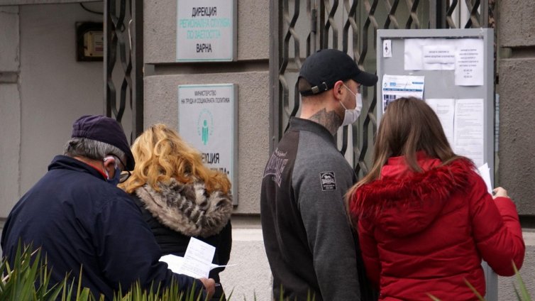Близо 80% от активното население във Варненско работи