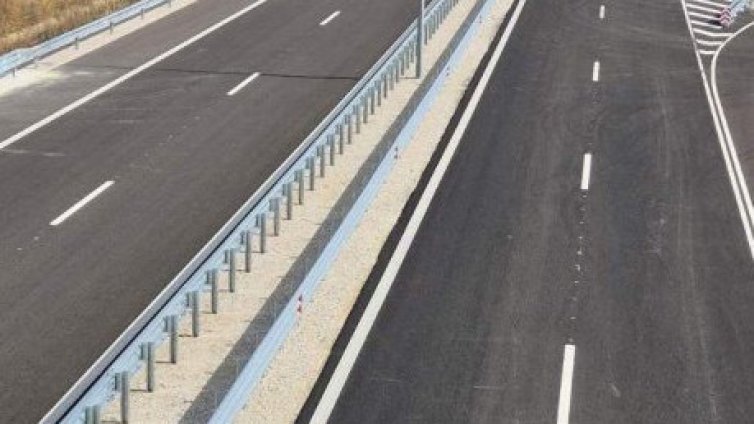 Ограничават аварийната лента на &bdquo;Хемус&ldquo; в посока Варна