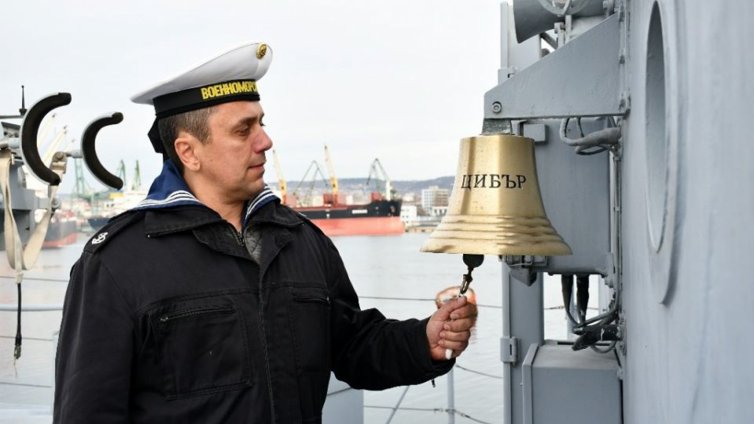Отбелязаха 11 г. вярна служба на &quot;Цибър&quot; в бойния ни флот (СНИМКИ)
