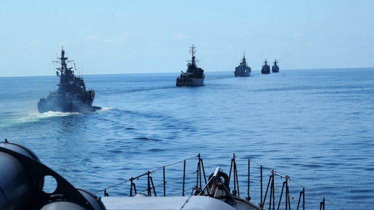 Бойният ни флот показа най-доброто в учението Бриз 2019 (СНИМКИ)