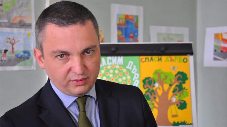 Бул. “Христо Ботев” е вече асфалтиран