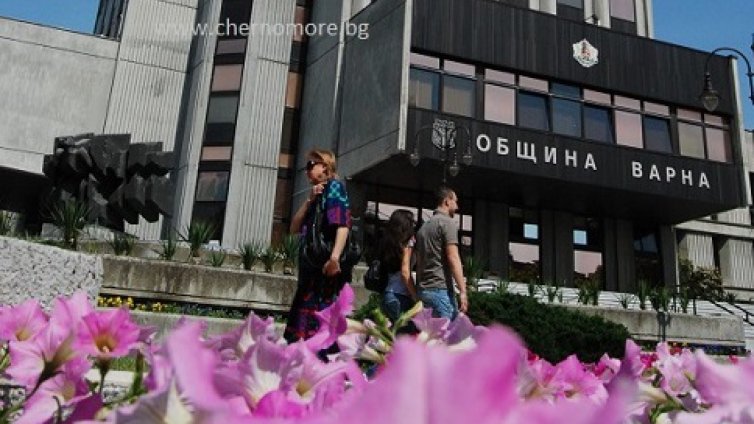Отпускат помощи за лечение на 76 души