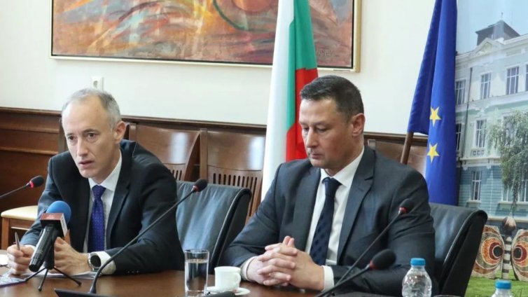 Министър Вълчев от Варна: Реформите в българското образование включват промяна в учебните програми