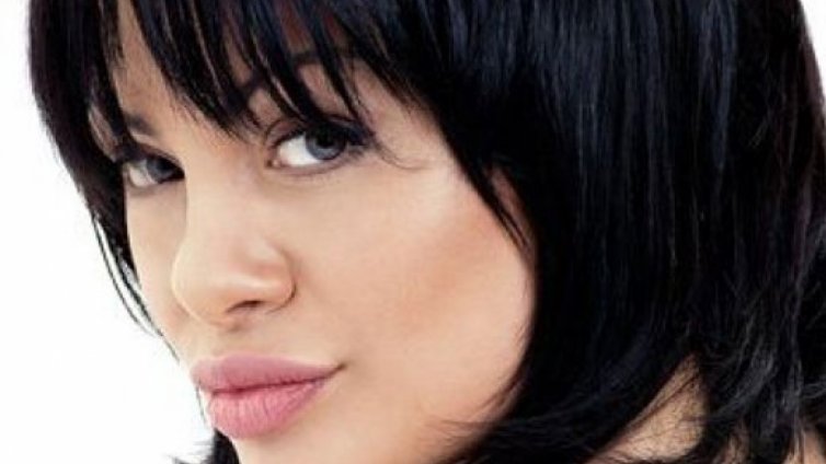 Българската Джоли оглави кабинета на Красен Кралев