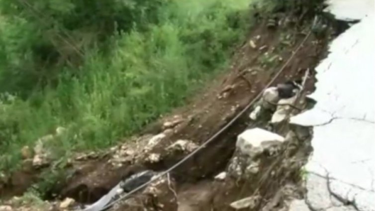 Пет родопски села откъснати от света заради пороите