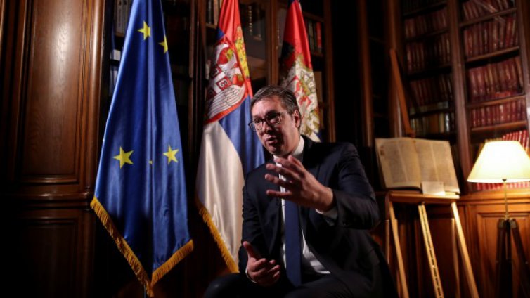 Средната заплата в Сърбия достигна €460, похвали се Вучич  