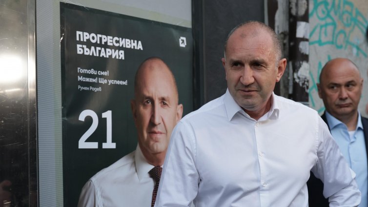Как европейските медии коментираха победата на Радев? 