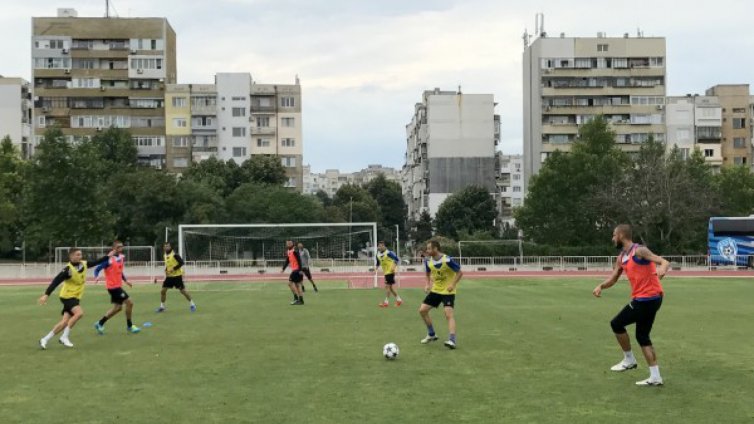 Младок се присъедини към Черно море