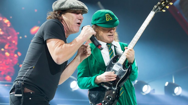 AC/DC се събират отново