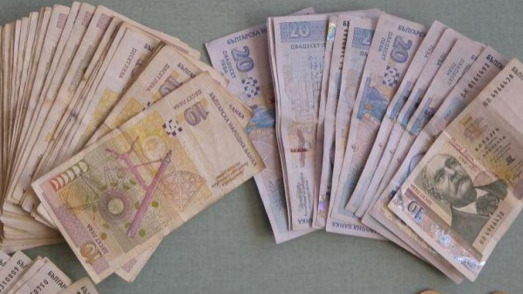Русенка даде 3 бона за медицински пластини
