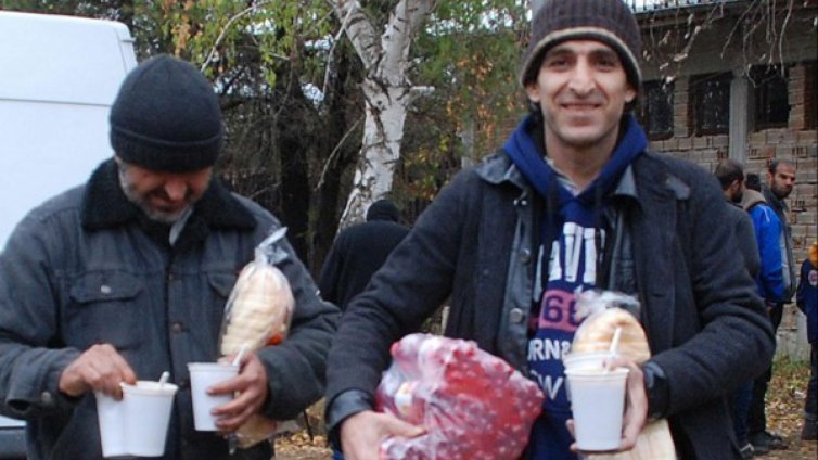 Правозащитници с критики към BG - роми, бежанци...