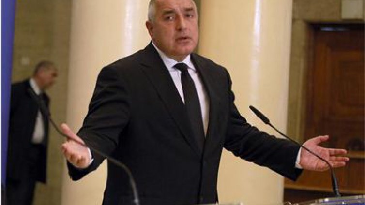 Пенсионер праща коледната си добавка на премиера