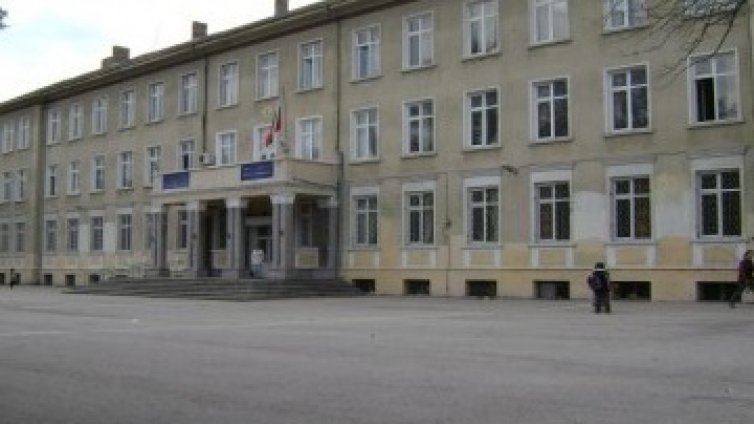 Ремонтират 35 училища и 30 детски градини във Варна
