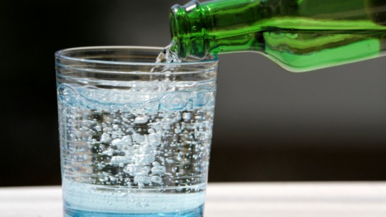Газираната вода се отразява зле на талията ни