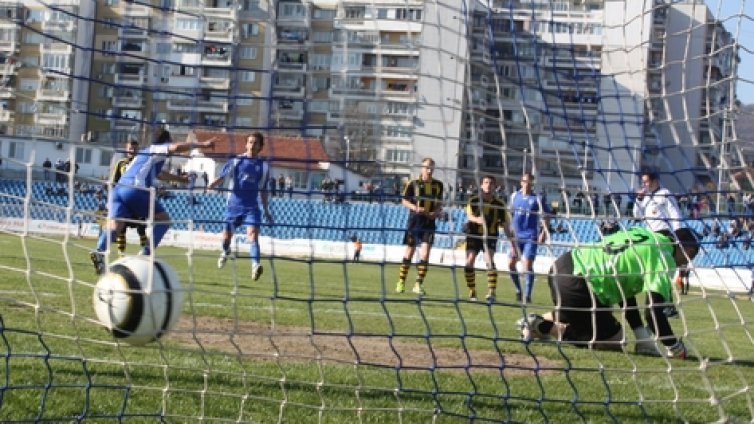 "Калиакра" не знае да играе срещу "соколите"