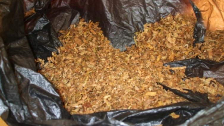 Спипаха над 10 кг контрабанден тютюн в „Опел“ в Брацигово