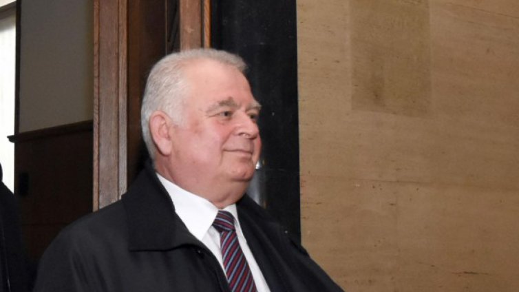 Съдът остави ген. Кирчо Киров под домашен арест