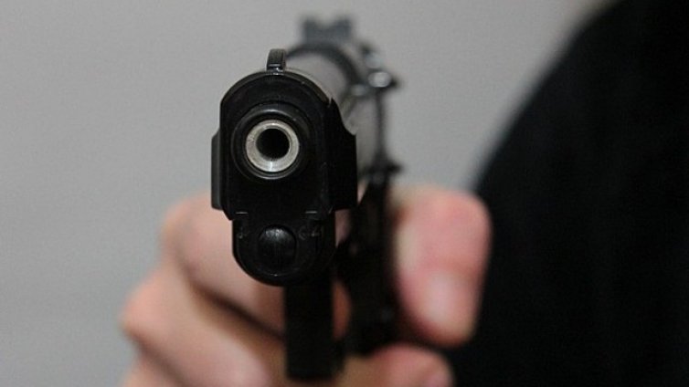 6-годишно дете простреля и уби мъж по погрешка
