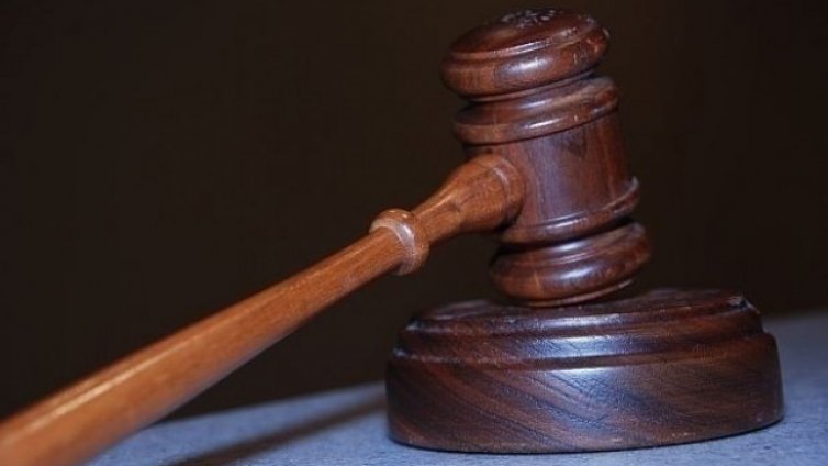 Задържаха под стража варненец за притежание и разпространение на наркотици