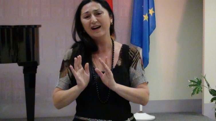 Марлена Мош прави концерт в Радио Варна