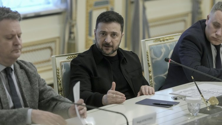 Зеленски: Украинският народ е уморен, но моралът все още е висок