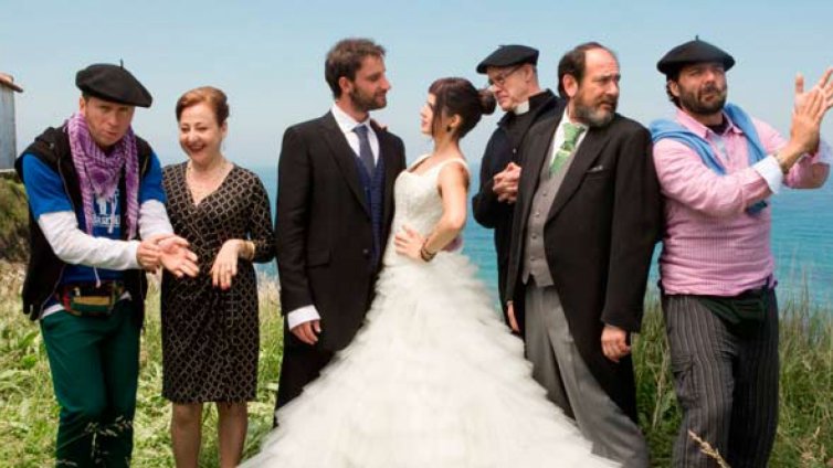 "Испанска афера" на "Любовта е лудост" във Варна