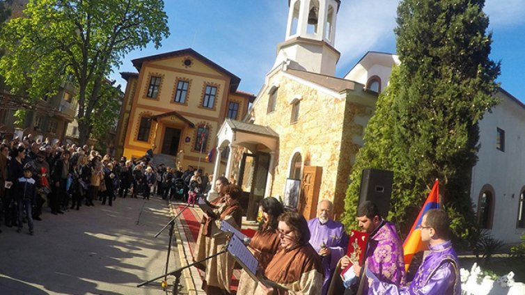 Арменците избират нов Архиерей утре във Варна